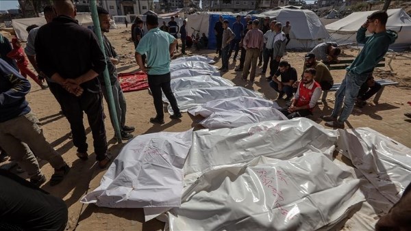 شهيد برصاص الاحتلال شمال مدينة الخليل بالضفة الغربية واحتجاز جثمانه