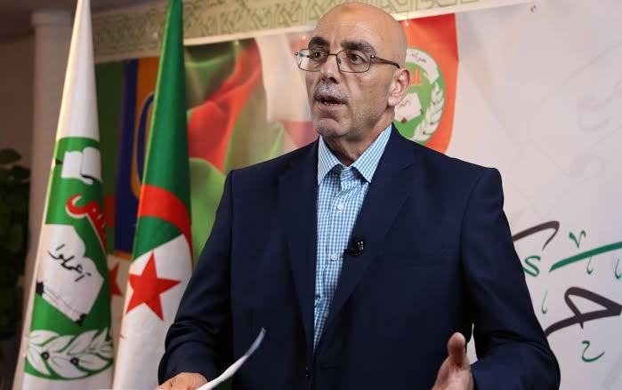 السيادة ووحدة التراب الوطني خط أحمر.. ومنطقة القبائل مكونا أساسيا للوحدة الوطنية