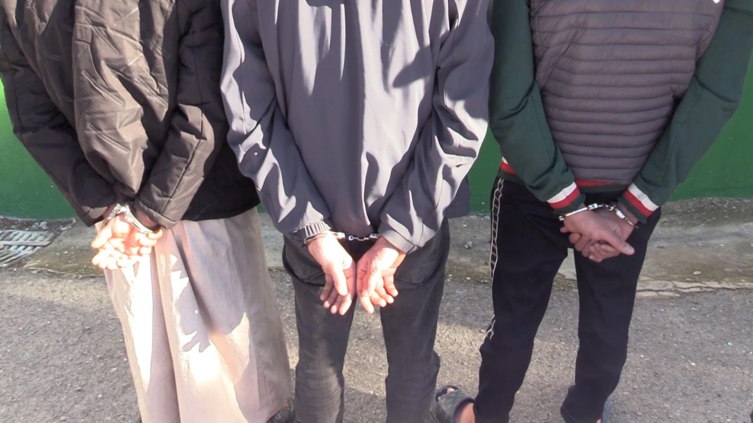 برج بوعريريج.. توقيف 3 مشتبه فيهم قاموا بالإعتداء على شخص وحرق سيارته!