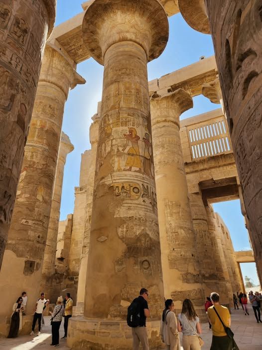 اقبال سياح العالم للإستمتاع بالطقس الشتوى فى الكرنك