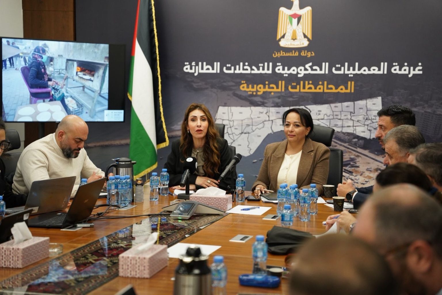 “العمليات الحكومية” تستعرض خطة الإغاثة والتعافي لوزارة العمل في قطاع غزة