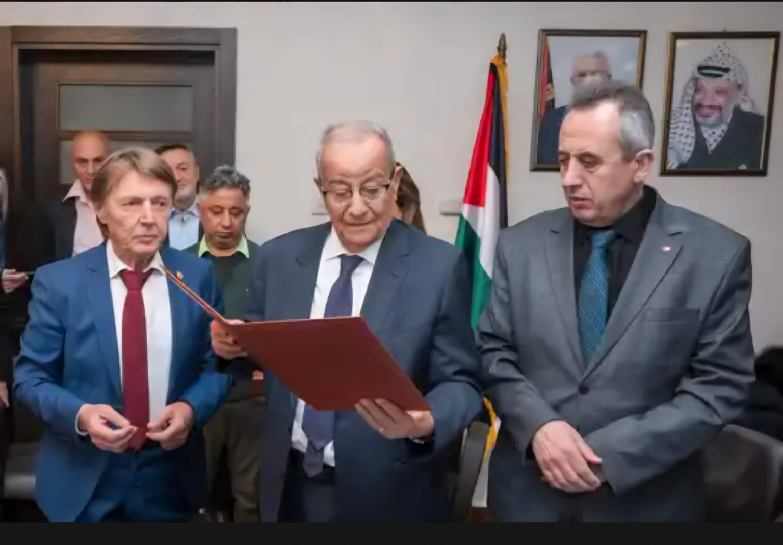 بتكليف من الرئيس: تكريم دوشان دونجر بوسام نجمة الصداقة