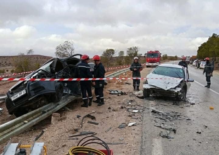 الأغواط.. قتيل و4 جرحى في اصطدام سيارتين بأفلو