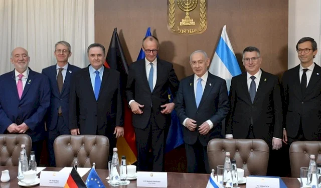 المستشار الألماني: حل الدولتين