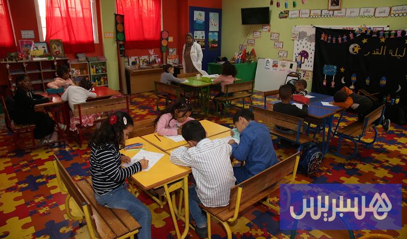 نقابة تعليمية تنتقد “معايير الريادة”