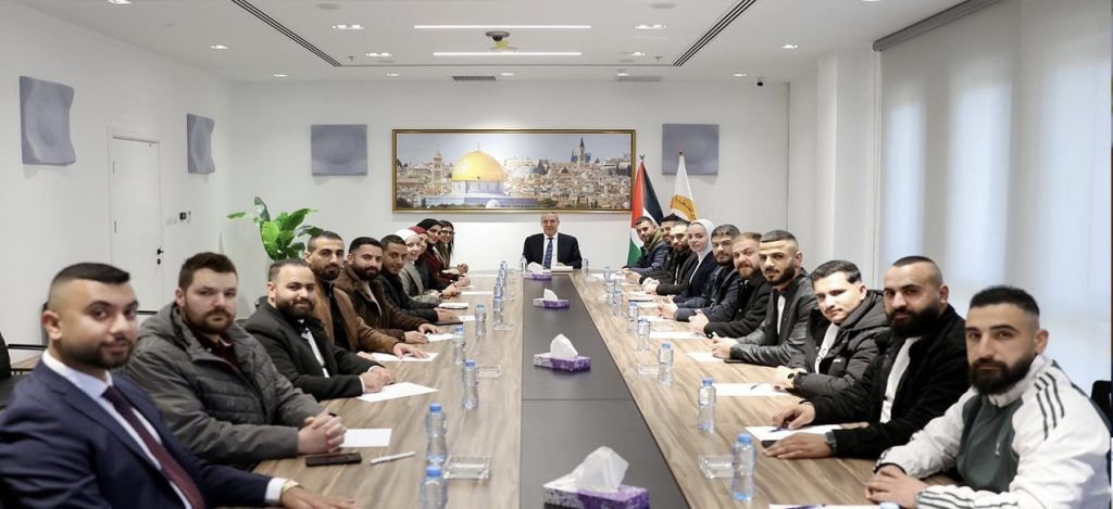 الشيخ يستقبل سكرتاريا الشبيبة الفتحاوية ويشيد بنجاح الانتخابات وتعزيز الدور الشبابي