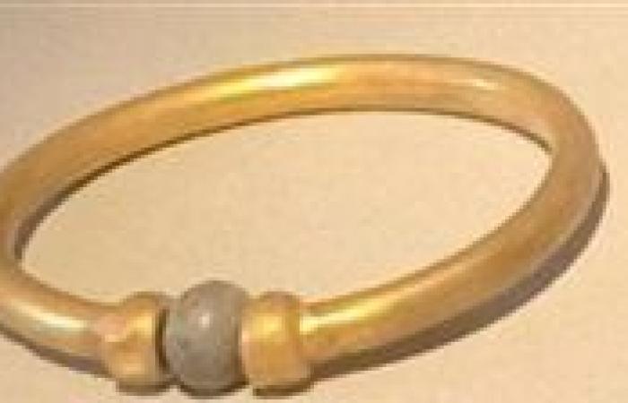 تفاصيل محاكمة المتهمين بسرقة الأسورة الأثرية من المتحق المصرى