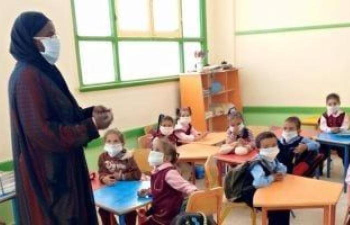 لا يوجد فيروس خطير يهدد حياة طلاب المدارس والترويج لذلك غير صحيح