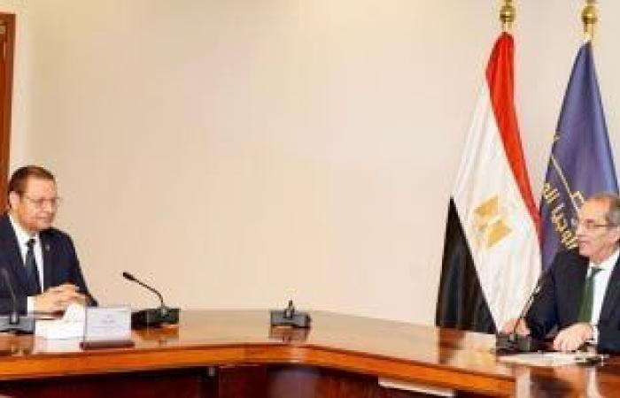 تطبيقات الذكاء الاصطناعي ركيزة أساسية لتعزيز جودة خدمات التأمين الصحي الشامل