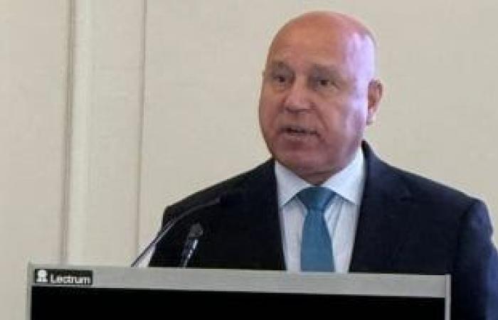 كامل الوزير يوجه بإنشاء محطة شحن بضائع بقوص ضمن القطار السريع