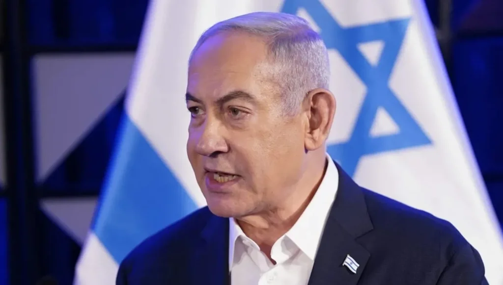نتنياهو يمثل أمام المحكمة بقضايا فساد لأول مرة بعد طلبه “العفو”
