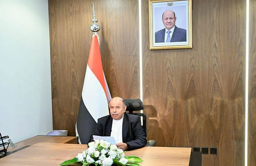 بقيادة الخنبشي… «درع الوطن» تنتشر لاستعادة المعسكرات في حضرموت