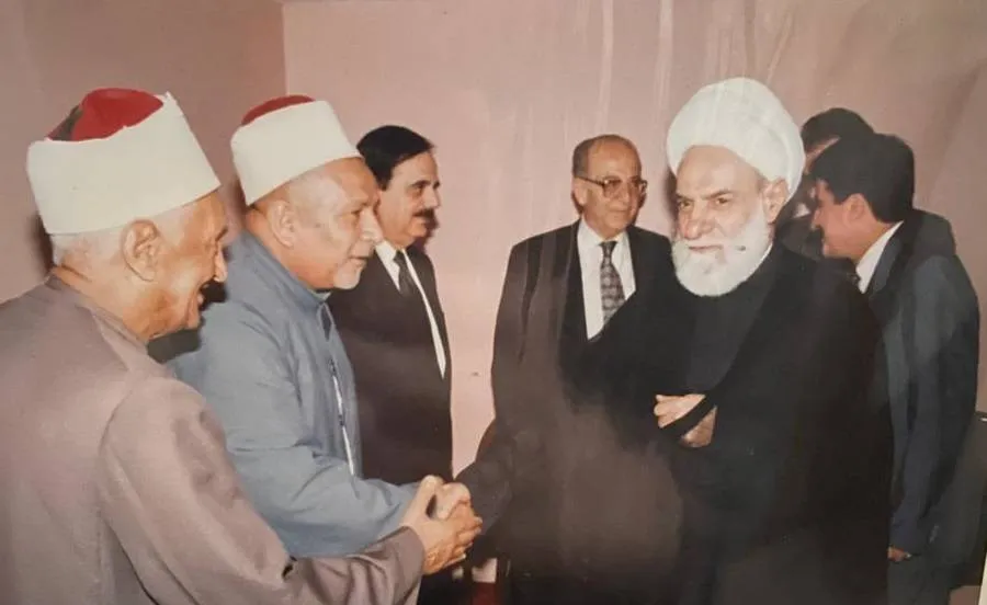 محمد مهدي شمس الدين للشيعة: اندمجوا في دولكم