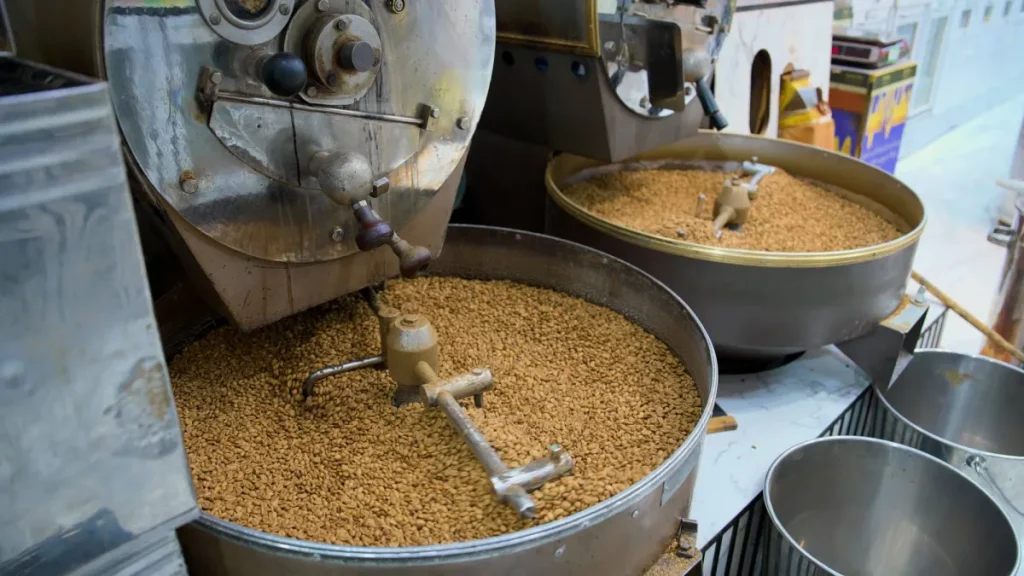 القهوة… سيدة السفرة الرمضانية وتقليد لا يغيب عن المائدة