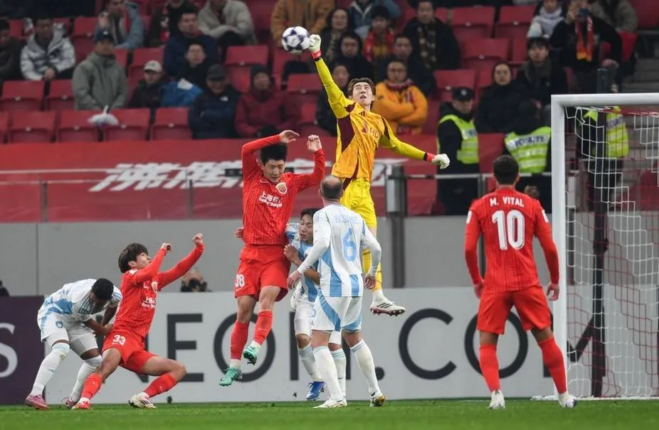 «السلبية» تُقصي البطل السابق أولسان من مرحلة المجموعات