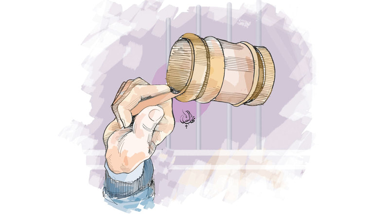 «فاعل خير» يتهم شخصين بالاستيلاء على 3.5 ملايين درهم من تبرعاته